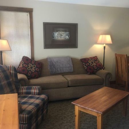 Taynton Lodge at Panorama Mountain Village Resort Esterno foto